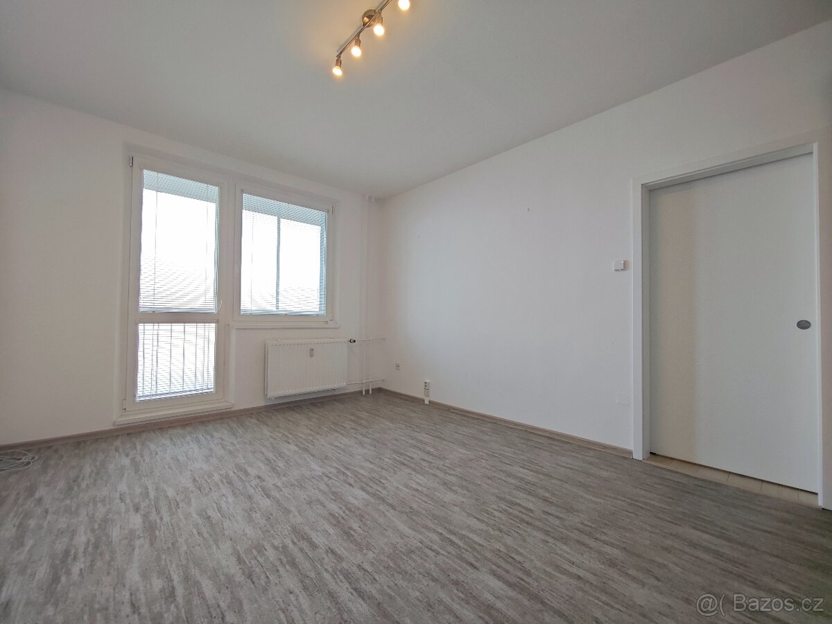 Pronájem bytu 1+1 Vsetín-Sychrov - 5