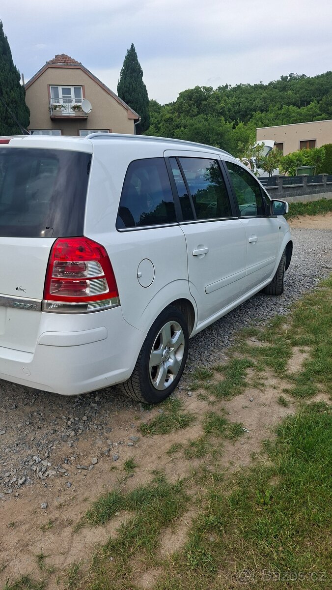 Opel zafira B - 5