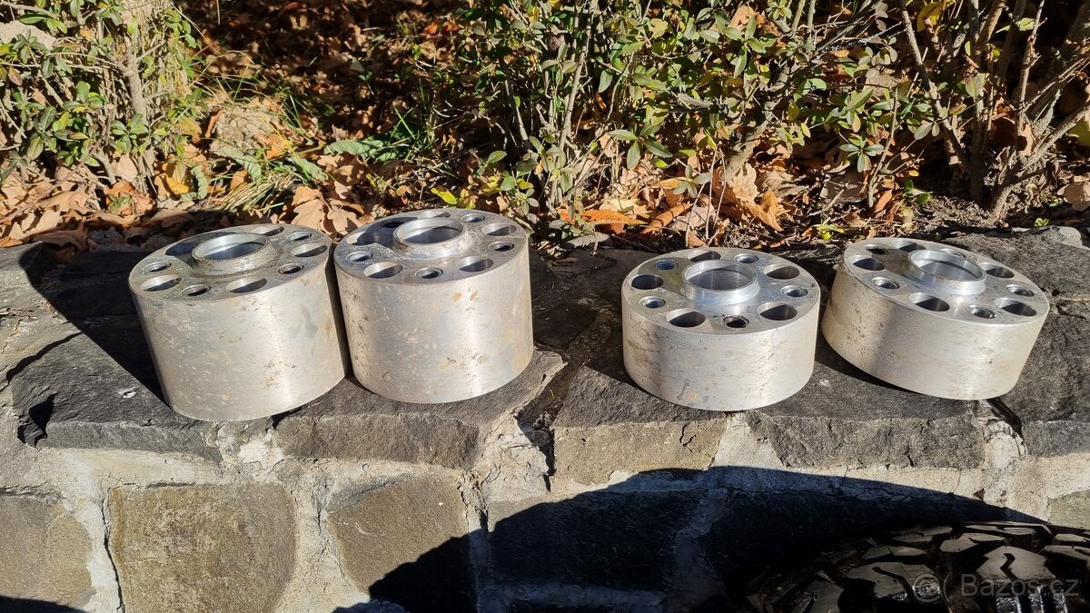 Litá kola s offroad pneu 215/65 R16