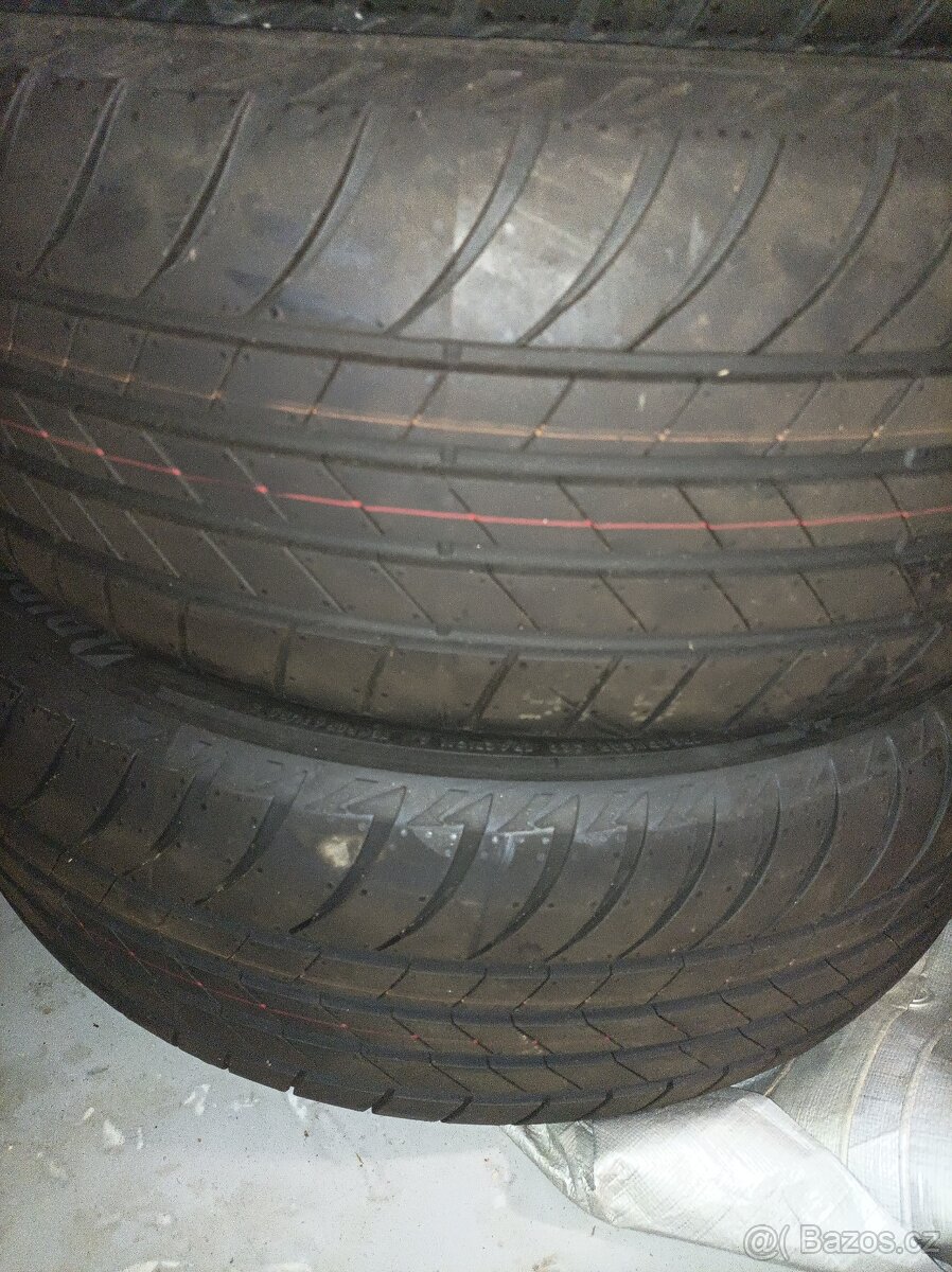 215/50/18 96w Bridgestone Turanza - 5