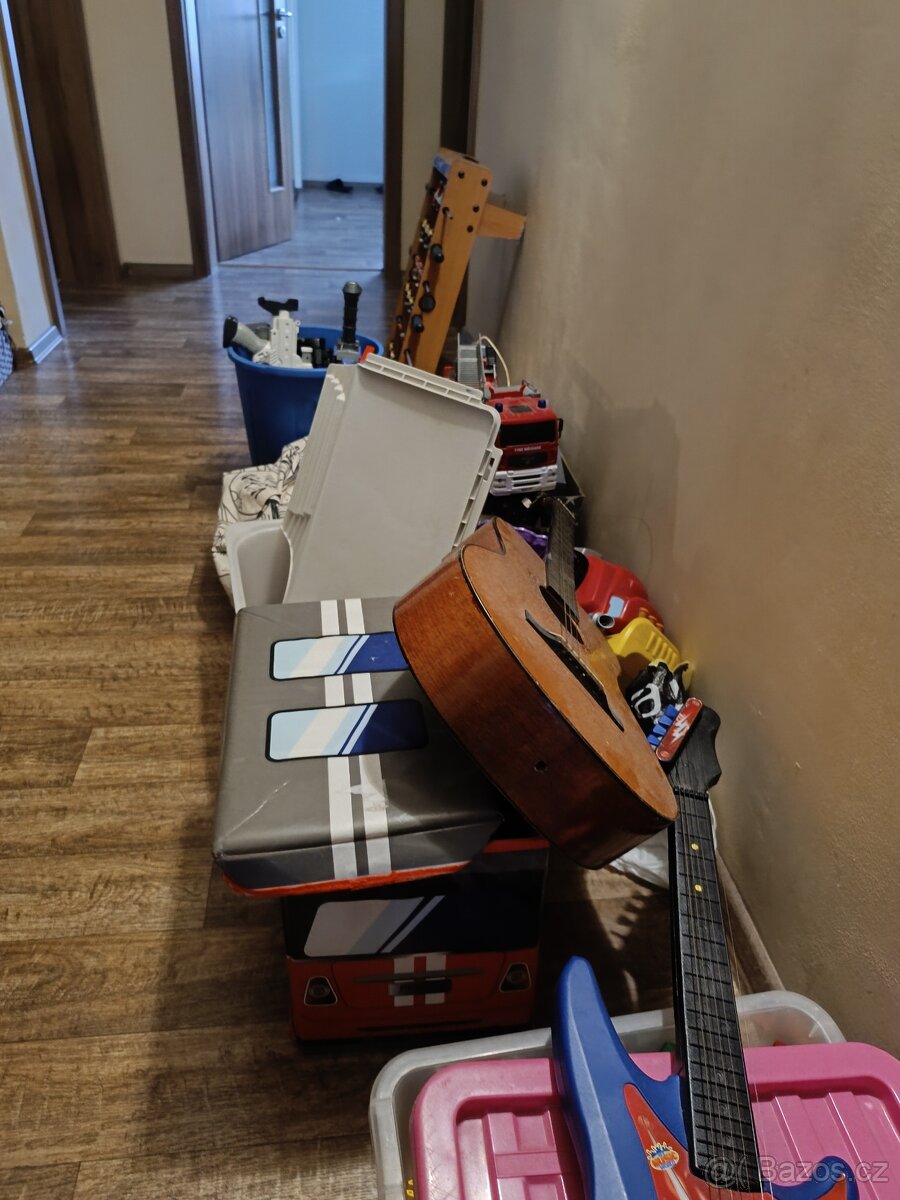 Soubor hracek, sleva možná - 5