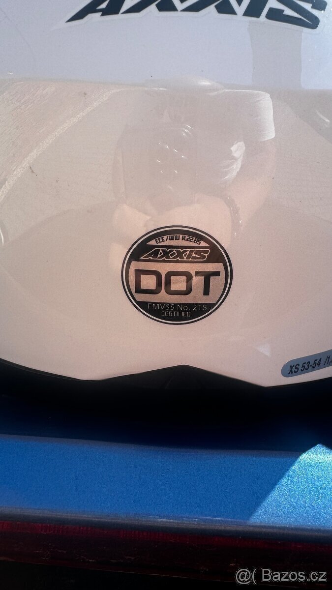 Helmy AXXIS s interkomem - 5