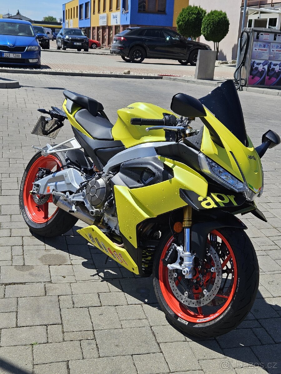 Aprilia rs 660 - 5