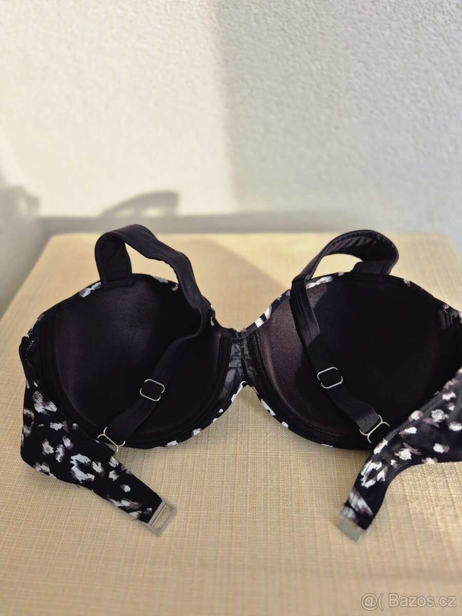 Nové dámské dvoudílné černobílé plavky - 5