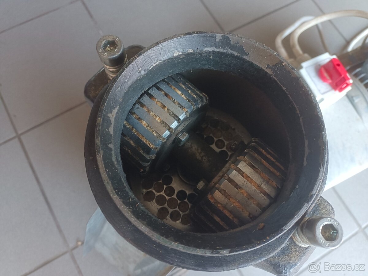 Prodám peletovací lis - 5