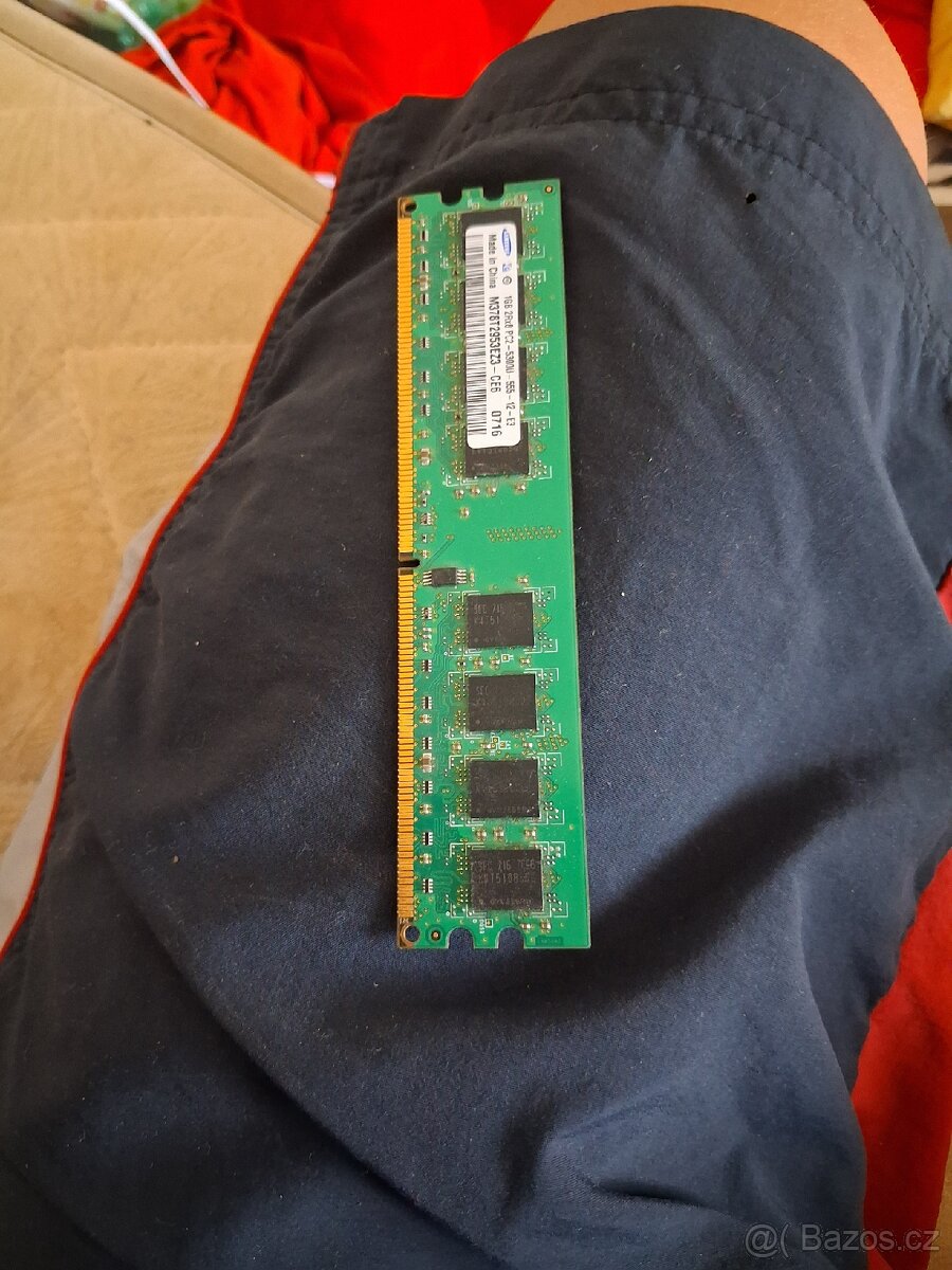 Prodávam ramky do pc 1GB - 5