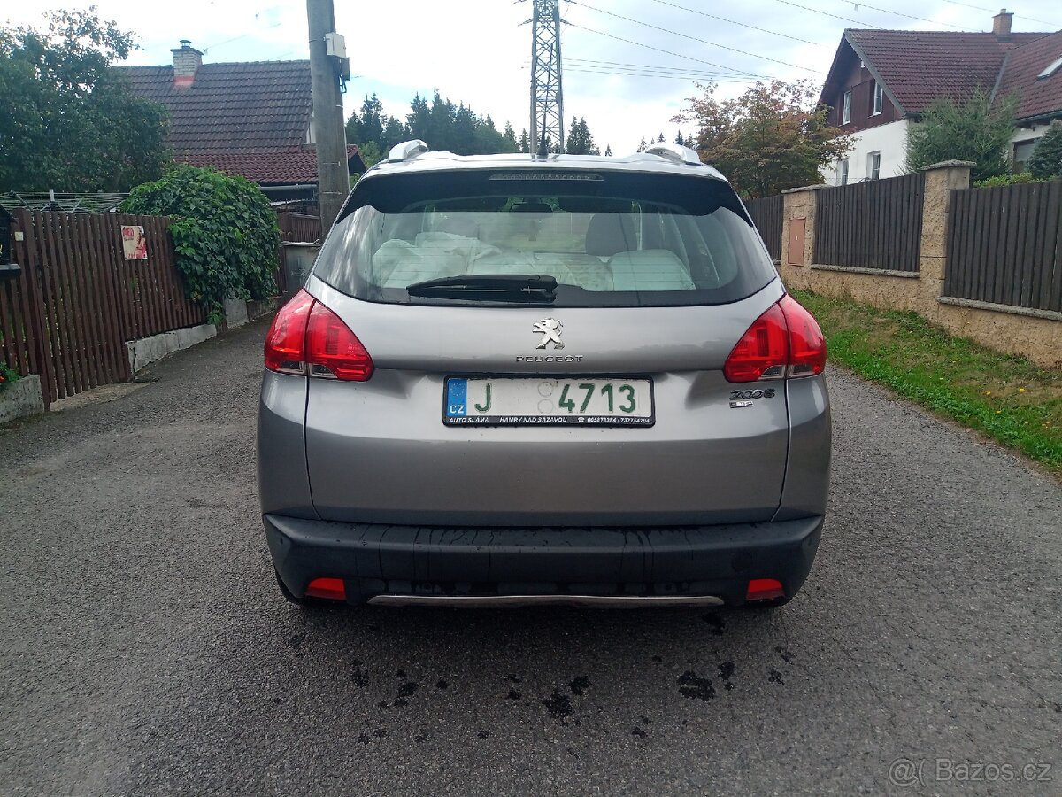Peugeot 2008 - 5