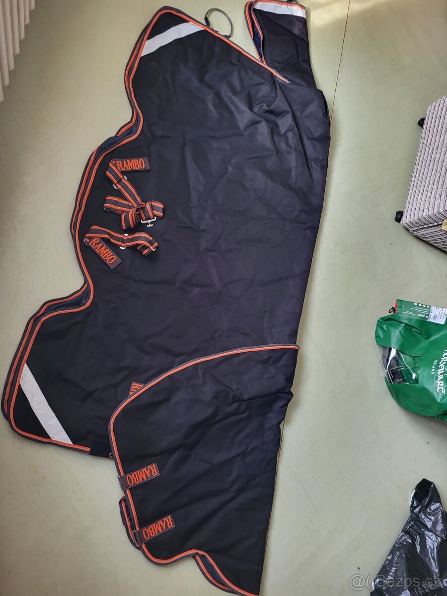 Výběhová deka Rambo Supreme turnout 200g+krk150g,vel.130 - 5