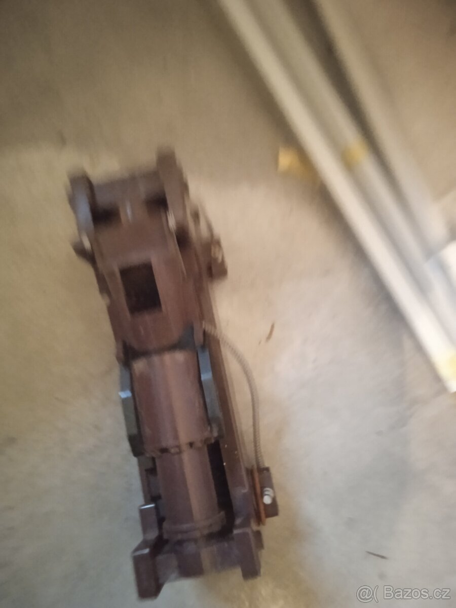 Satelitní vybavení - 5