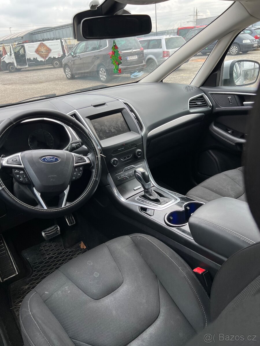 Ford S-MAX 2.0 TDCi 110 kw Automat - 5