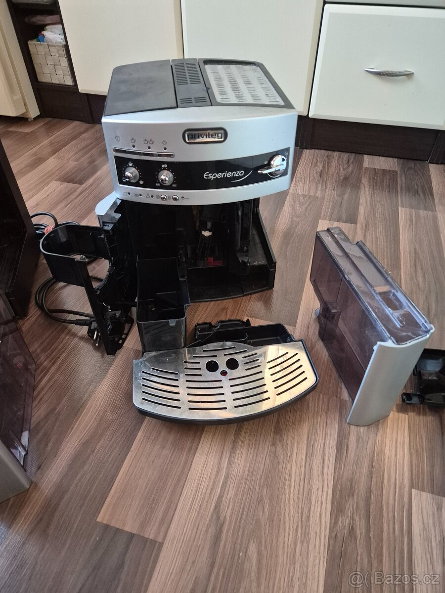 DeLonghi Magnifica kavovar - 5