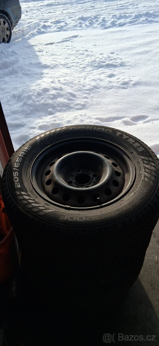 205/65r15 Nokian - 5