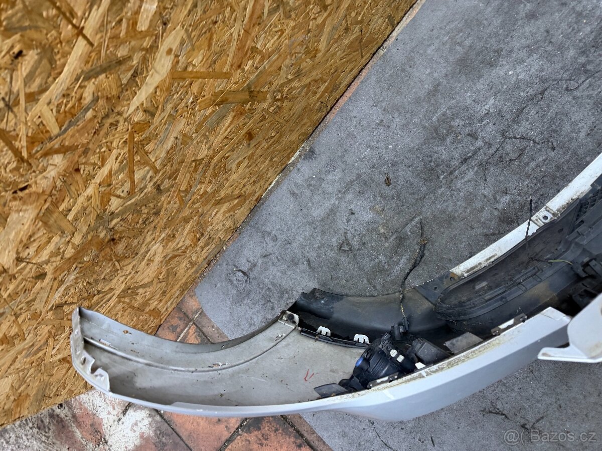 Predni naraznik Bmw X1 2012 - 5