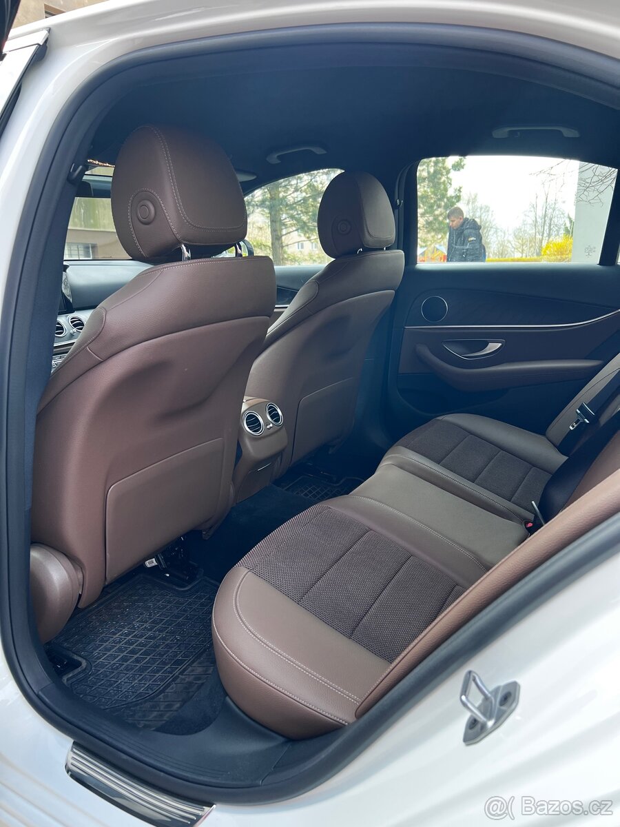 Mercedes Benz E-class - 5