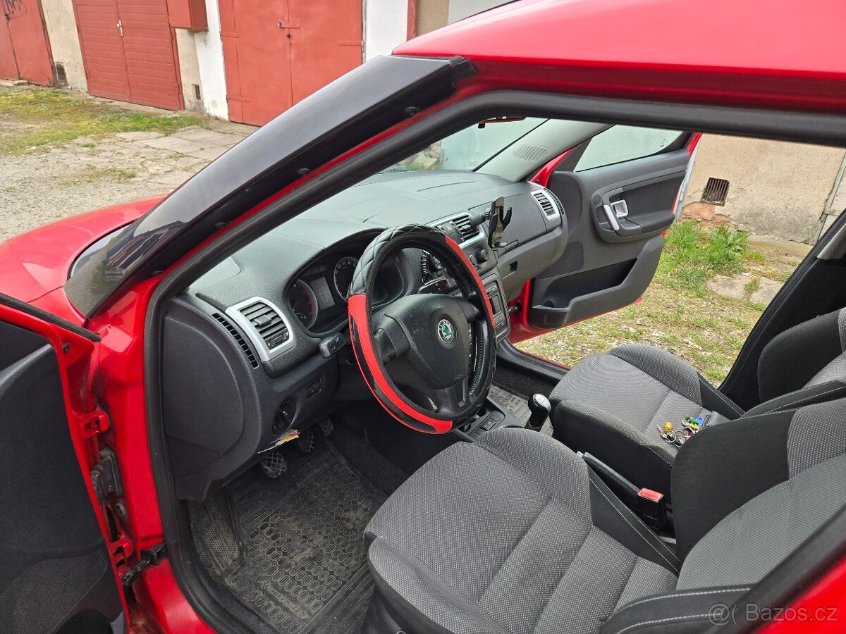 Roomster 1.6i 77kw - 5