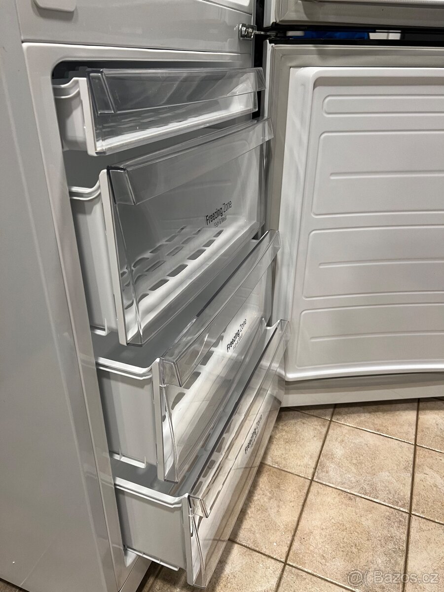 PRODÁNO.Kombinovaná lednice LG 190cm - 5
