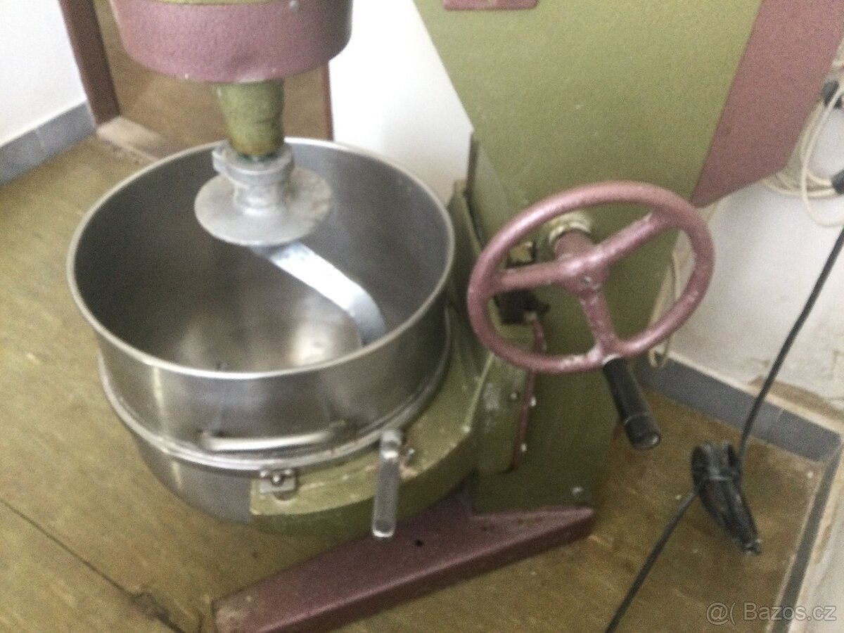 Prodej restauračního zařízení - 5