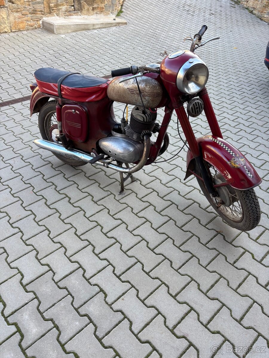 Jawa 250/353 - 5