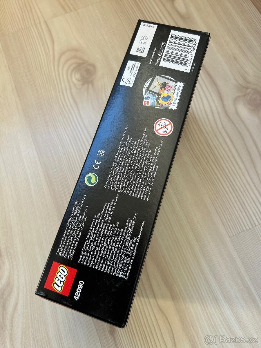 LEGO 42090 Technic Útěk v Teréňáku - 5
