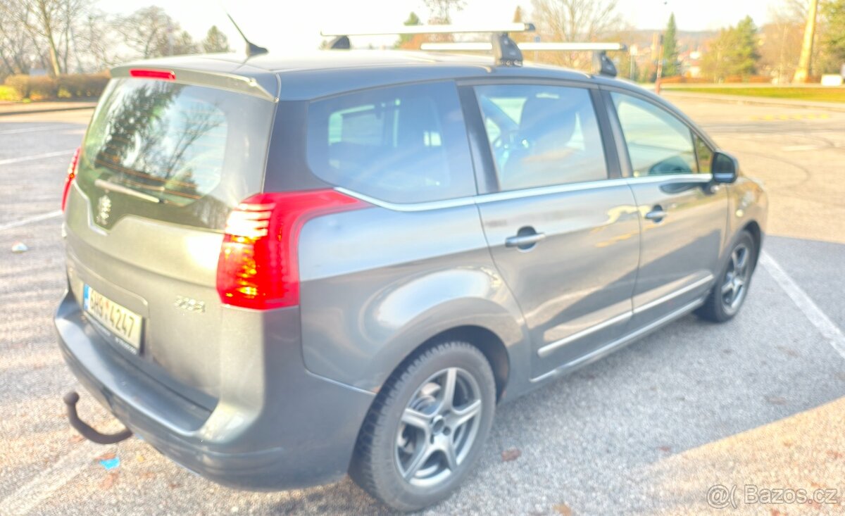 Peugeot 5008 1.6Hdi 7-mistny - 5