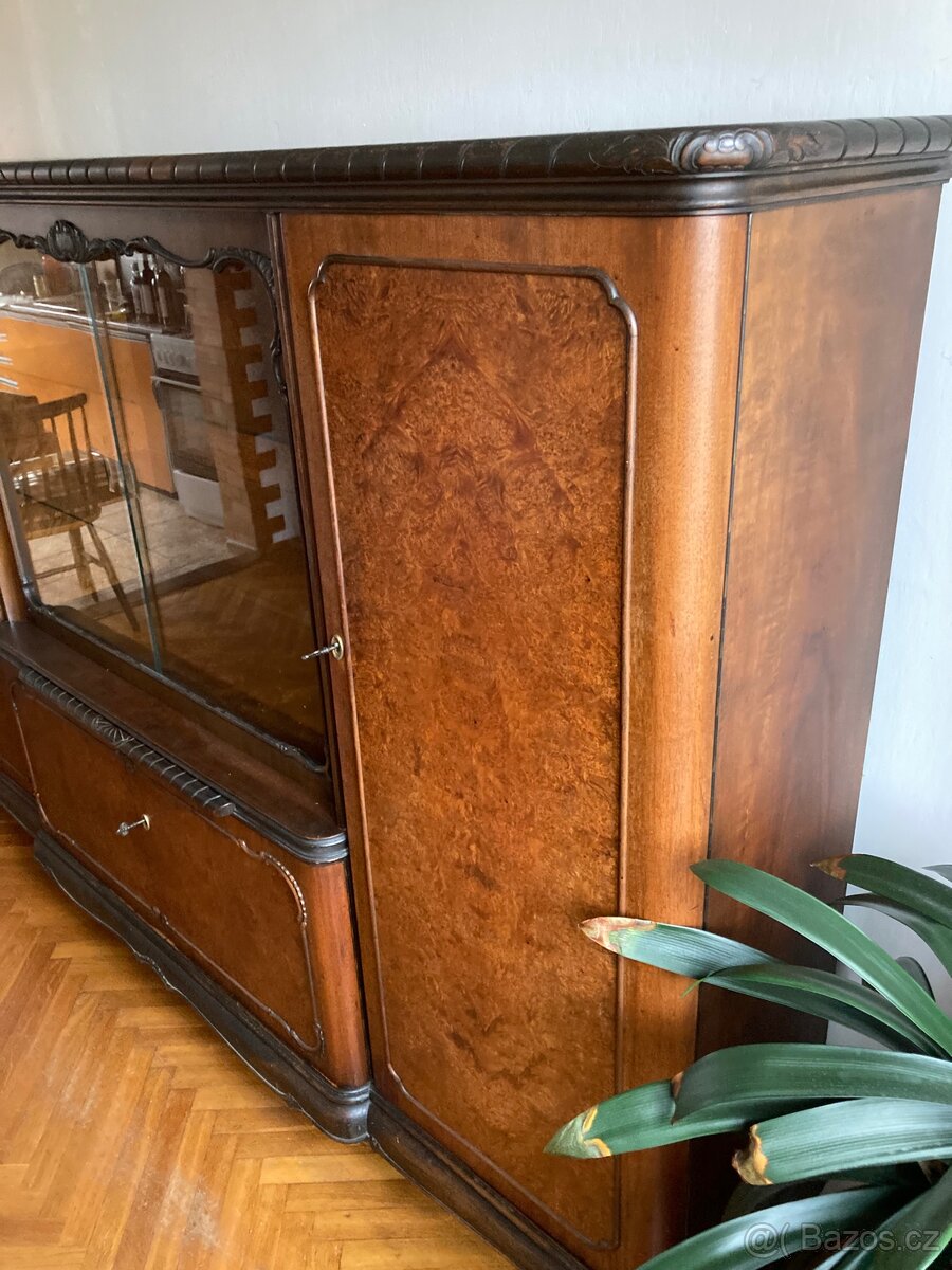 Kredenc / Příborník / Skříň - 5