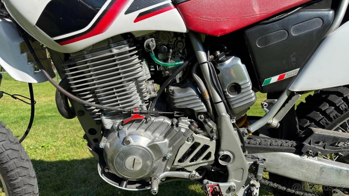 Prodám Yamaha TT 600 R (2000)