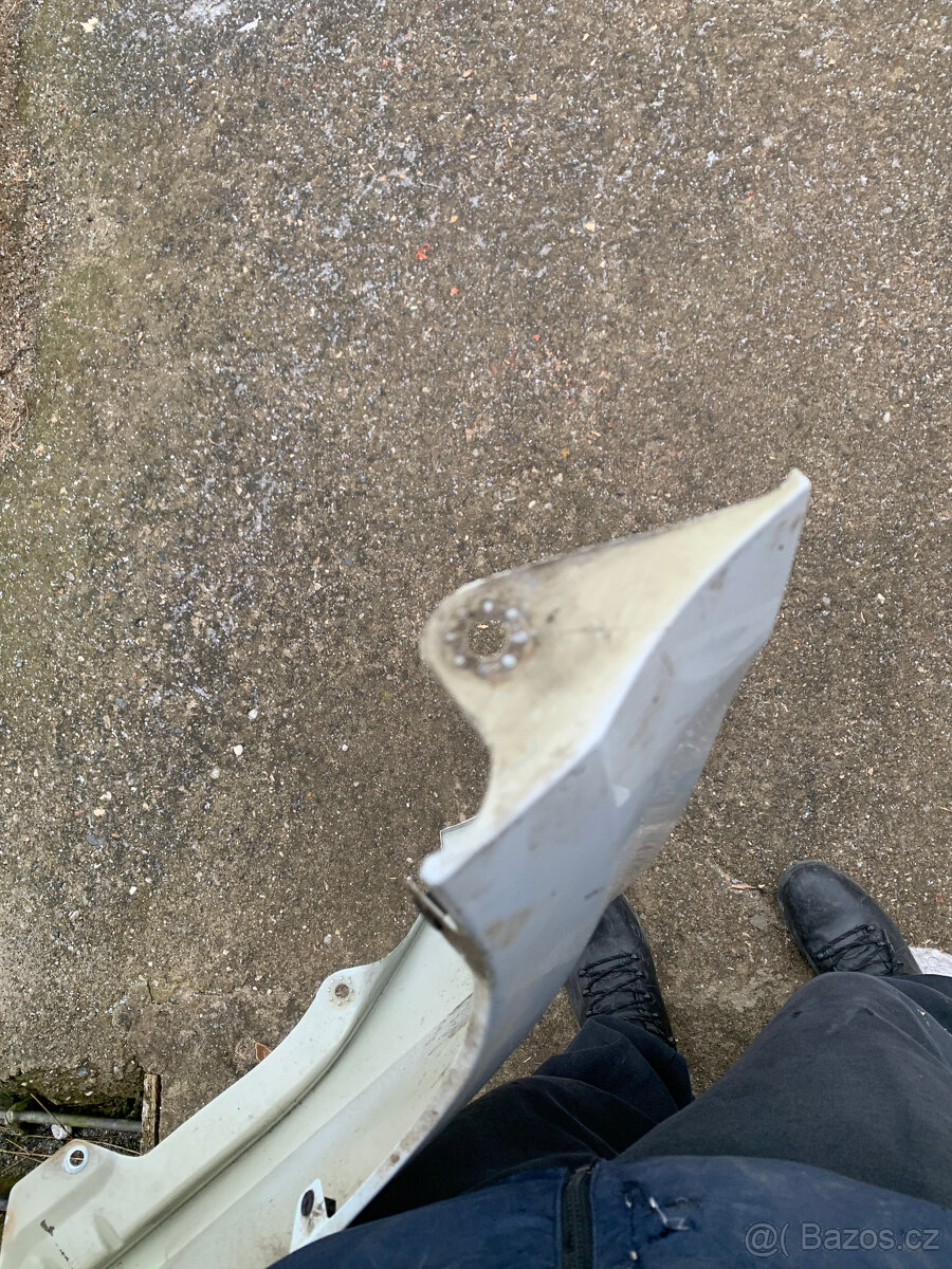 predni blatnik skoda octavia III pravy bily 17-20 - 5