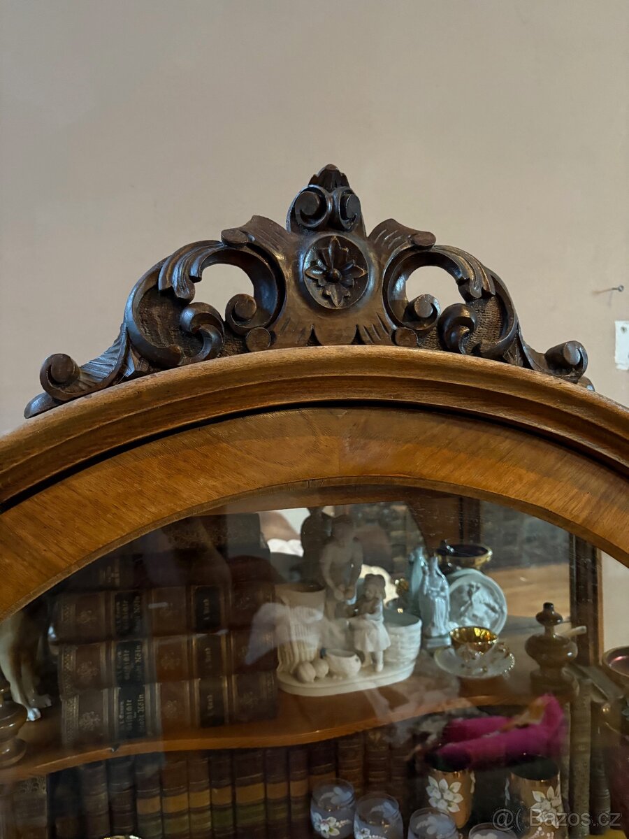 Prodám starožitný nábytek z pozůstalosti - 5