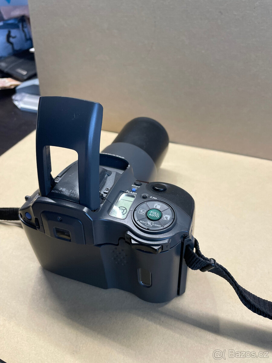 Fotoaparát na kinofilm OLYMPUS - 5