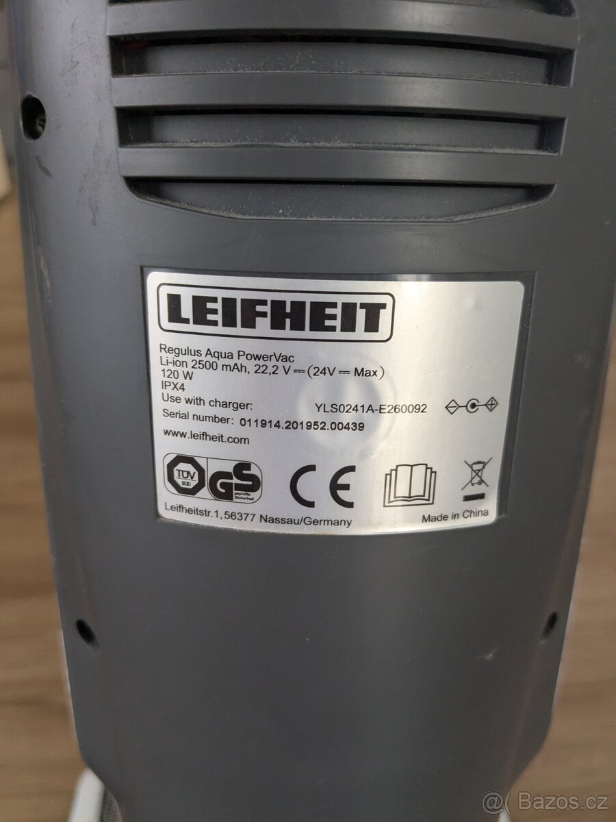 Tyčový vysavač Leifheit Regulus Aqua PowerVac 24V - 5