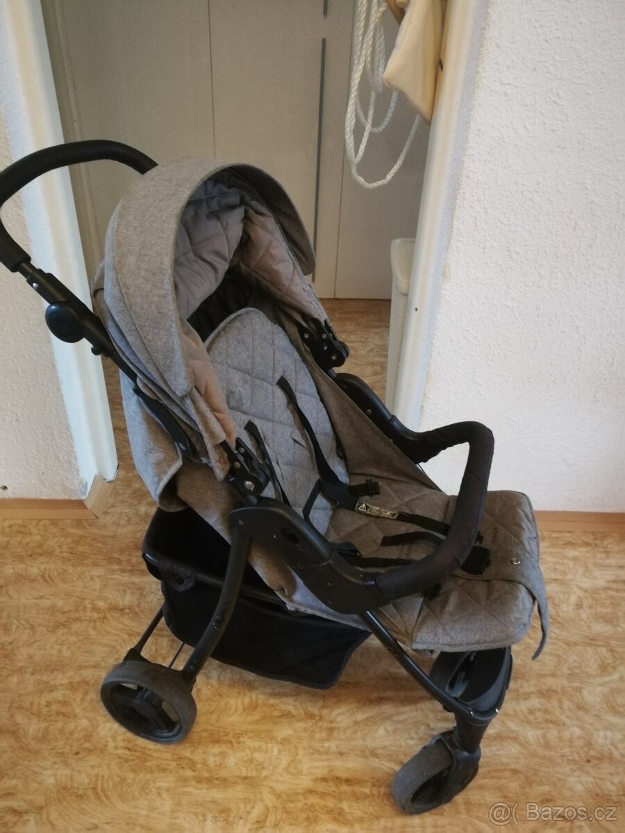 Sportovní kočárek - 5