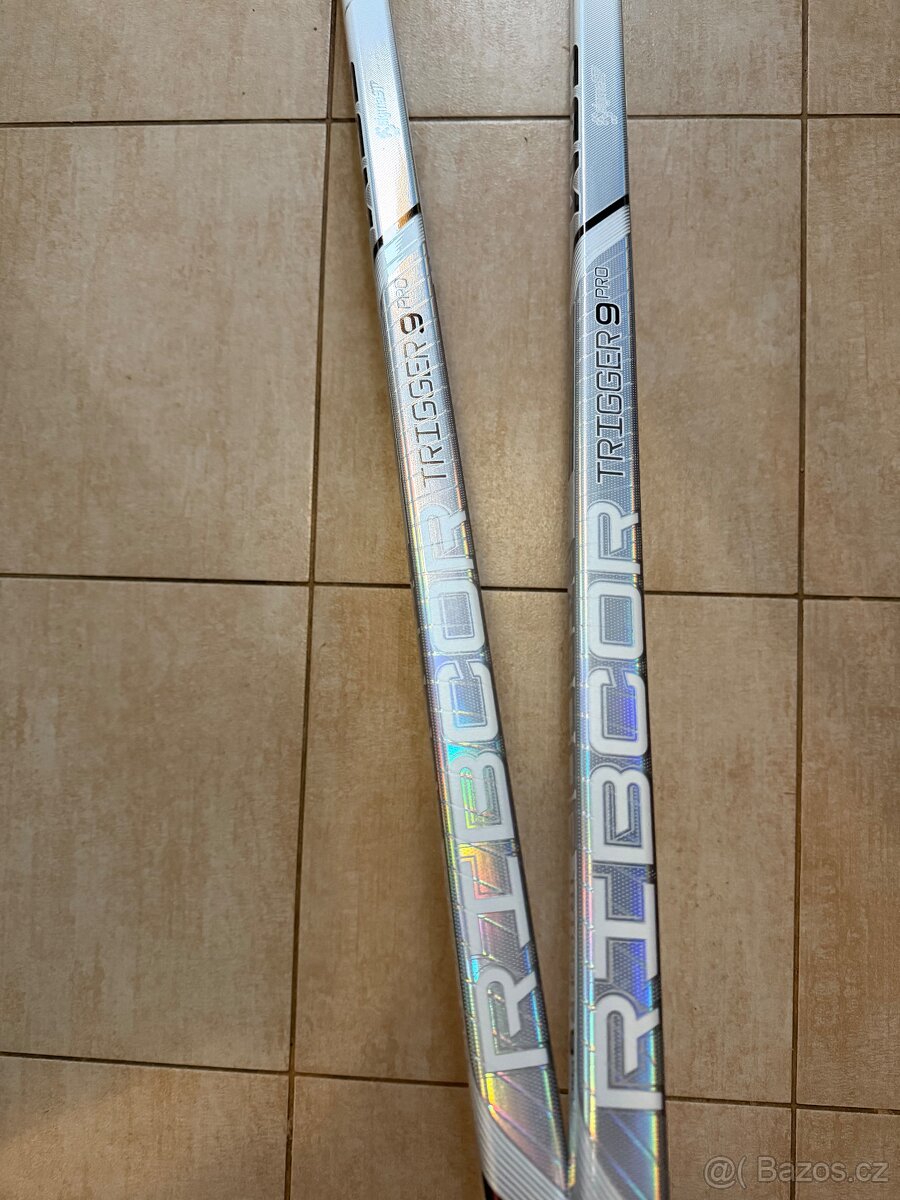 Hokejka CCM RIBCOR TRIGGER 9 Pro WHITE, levá, P28, flex 85 - 5