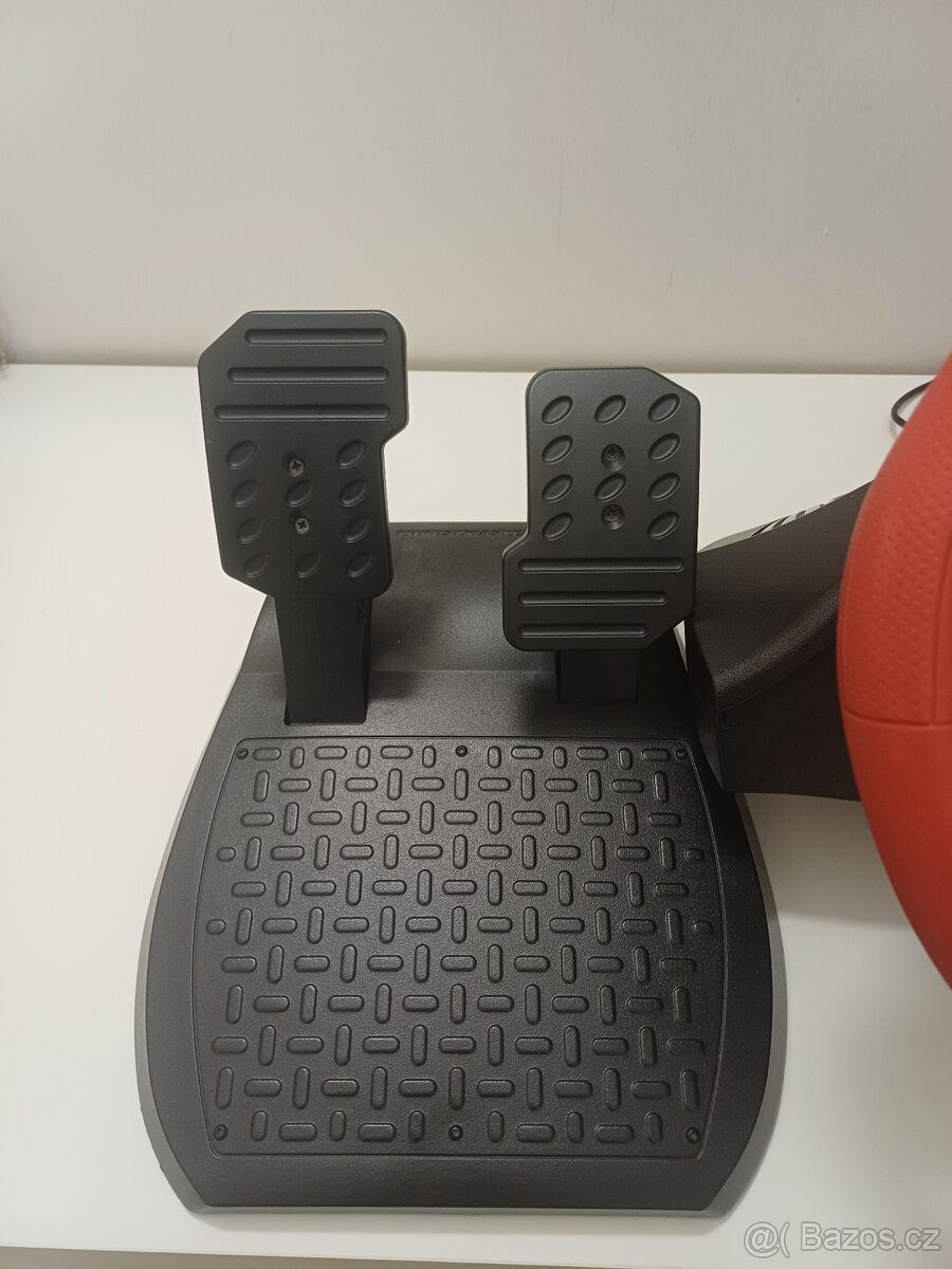 Prodám volant a pedály Ferrari 458 - 5