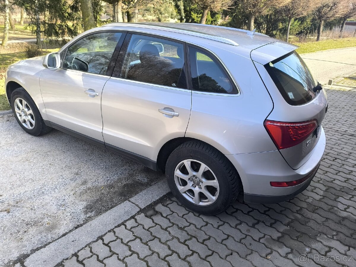 AUDI Q5 2,0 TDI QUATTRO - 5