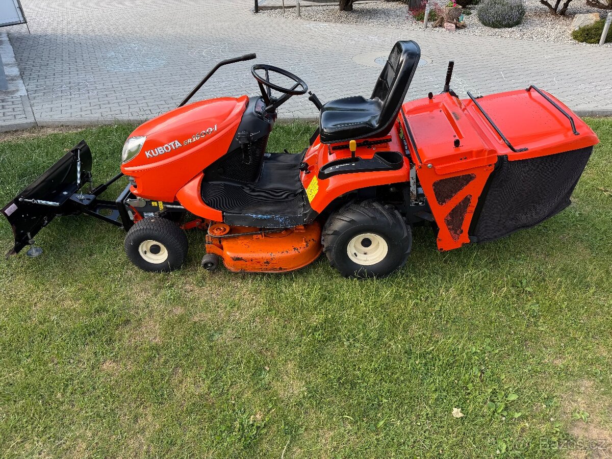 zahradní traktor Kubota GR 1600 - 5