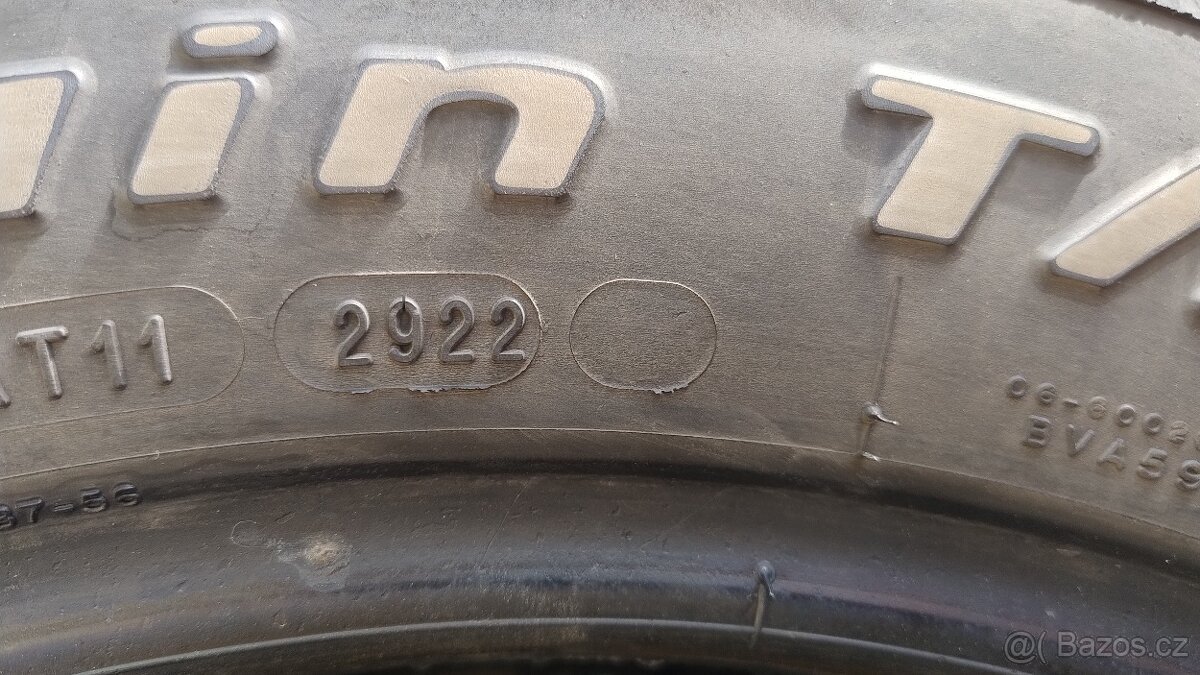BFGoodrich All-Terrain T/A KO2 245/65R17 111/108S