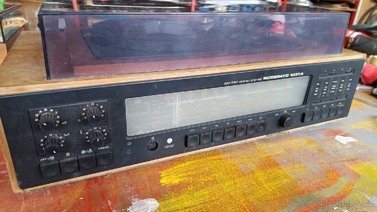 Gramorádio Tesla 1037A Moderato - 5