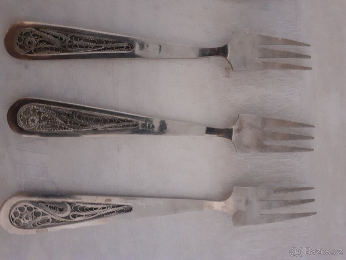 Dezertní vidličky a lžičky - 5