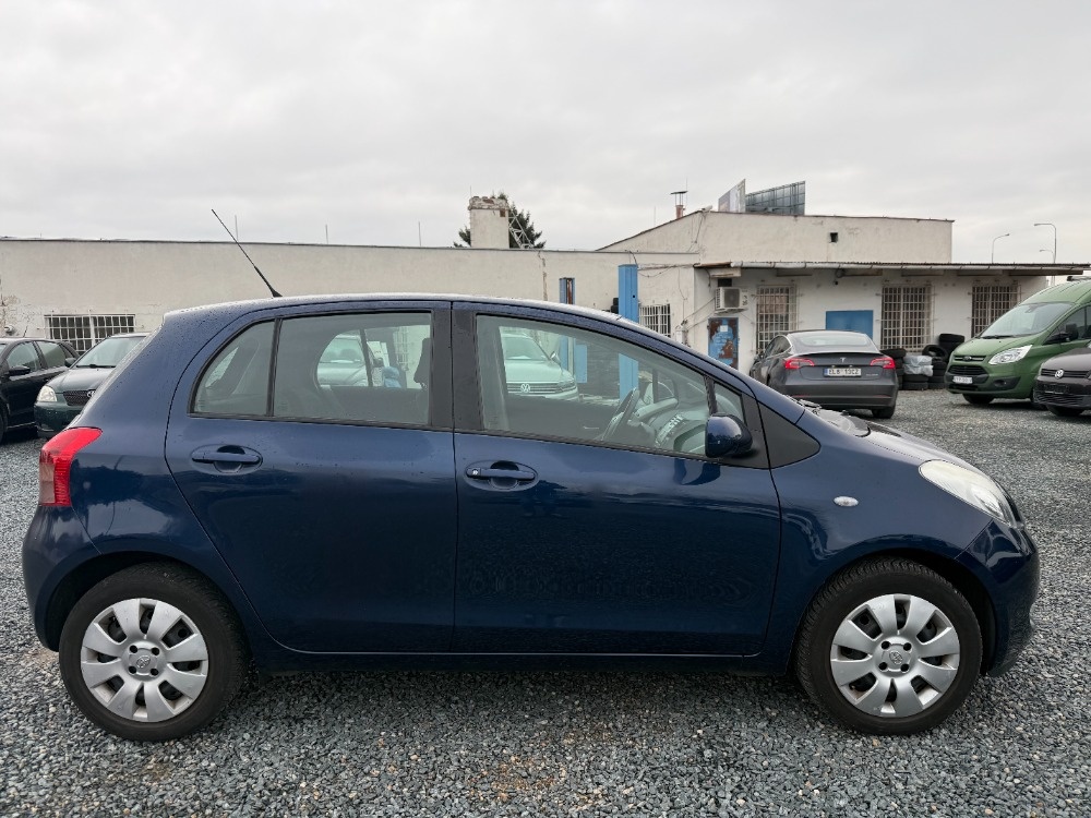 Toyota Yaris 1.3 VVT-I 64Kw - 5