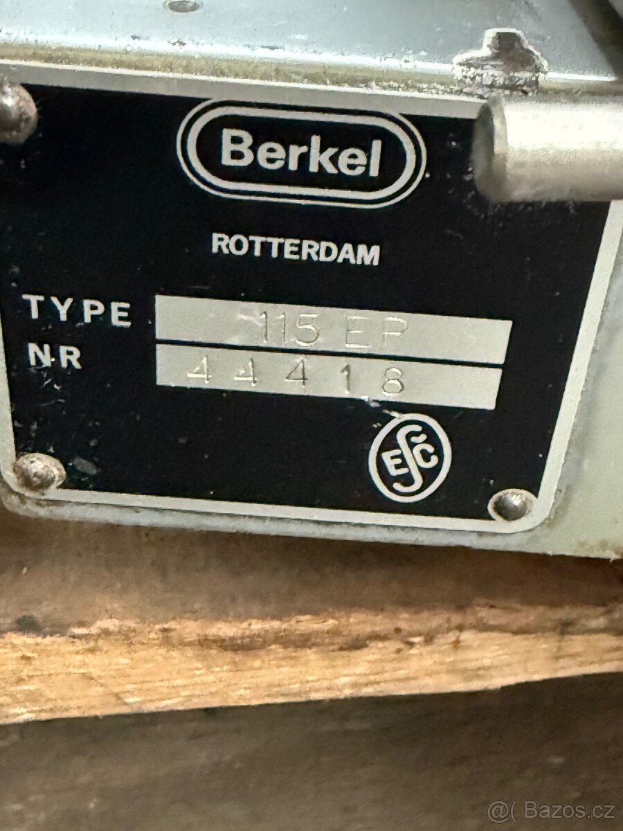 Nářezový stroj BERKEL 115 EP. Záruka - 5