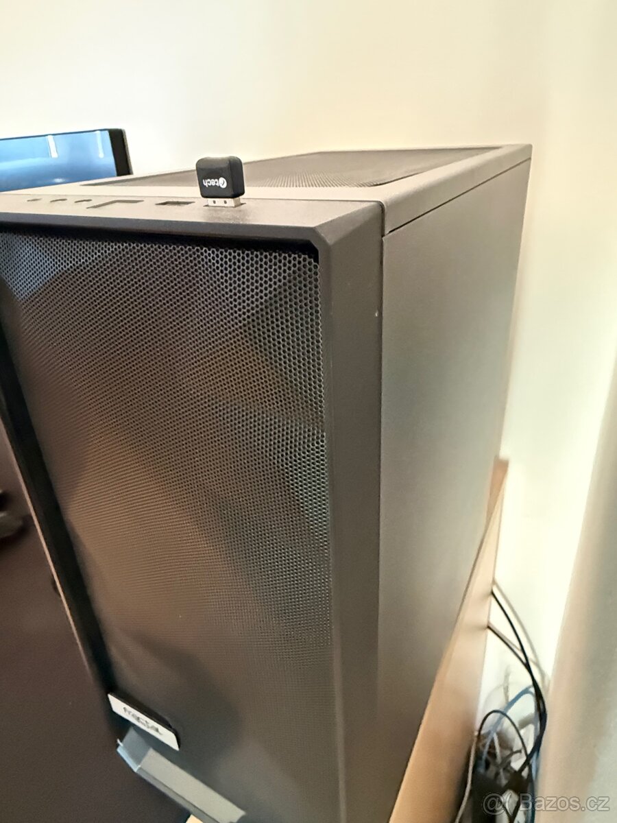 Herní Pc fractal design - 5