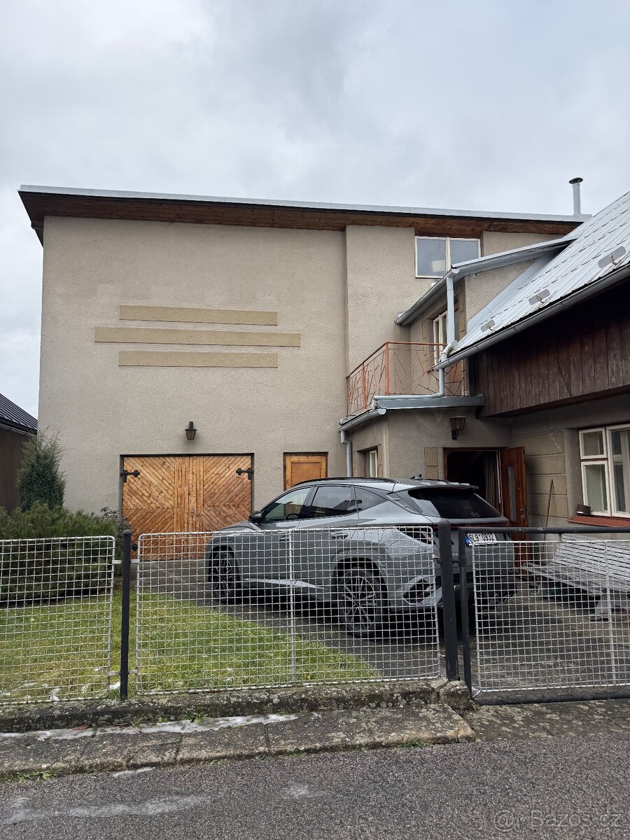 Křesla Halabala a Jiroutek - 5