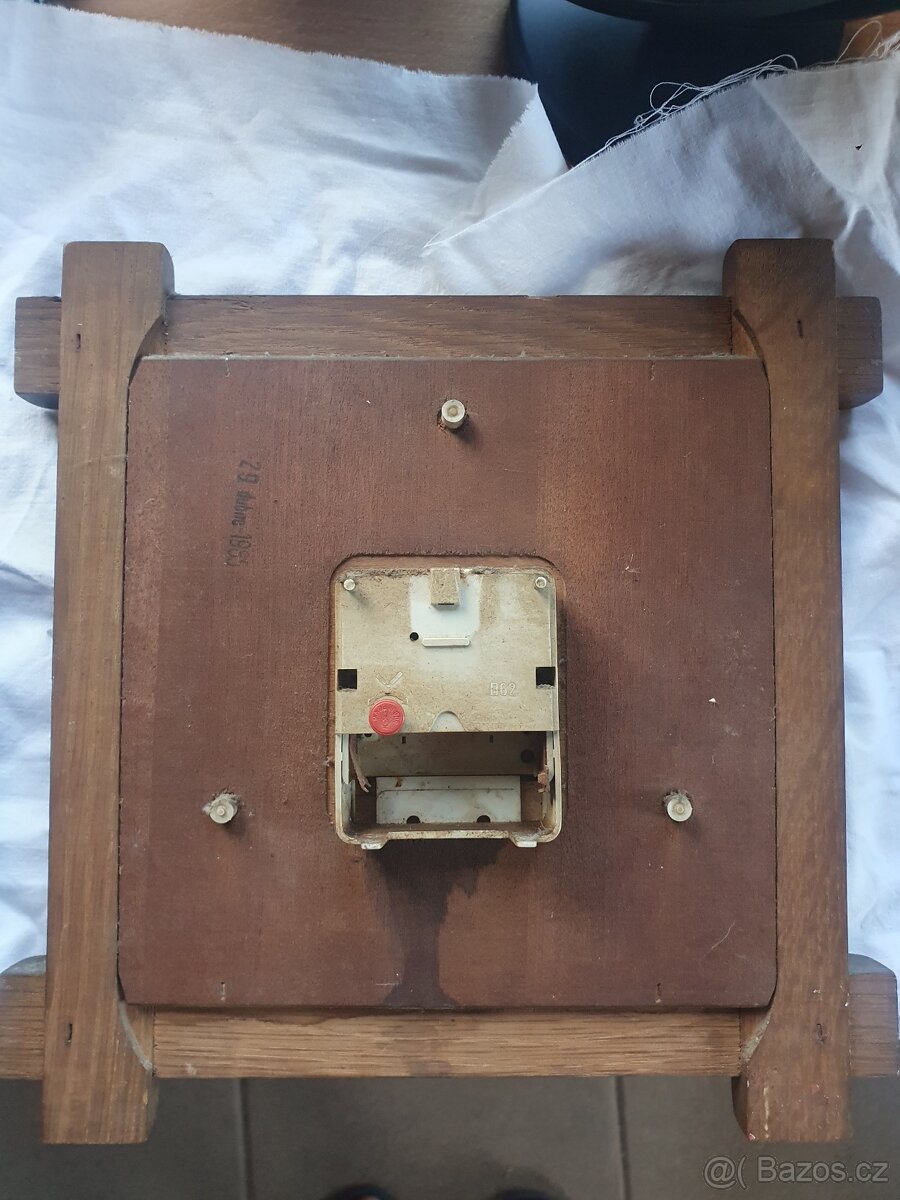 Hodiny / nástěné / - 5