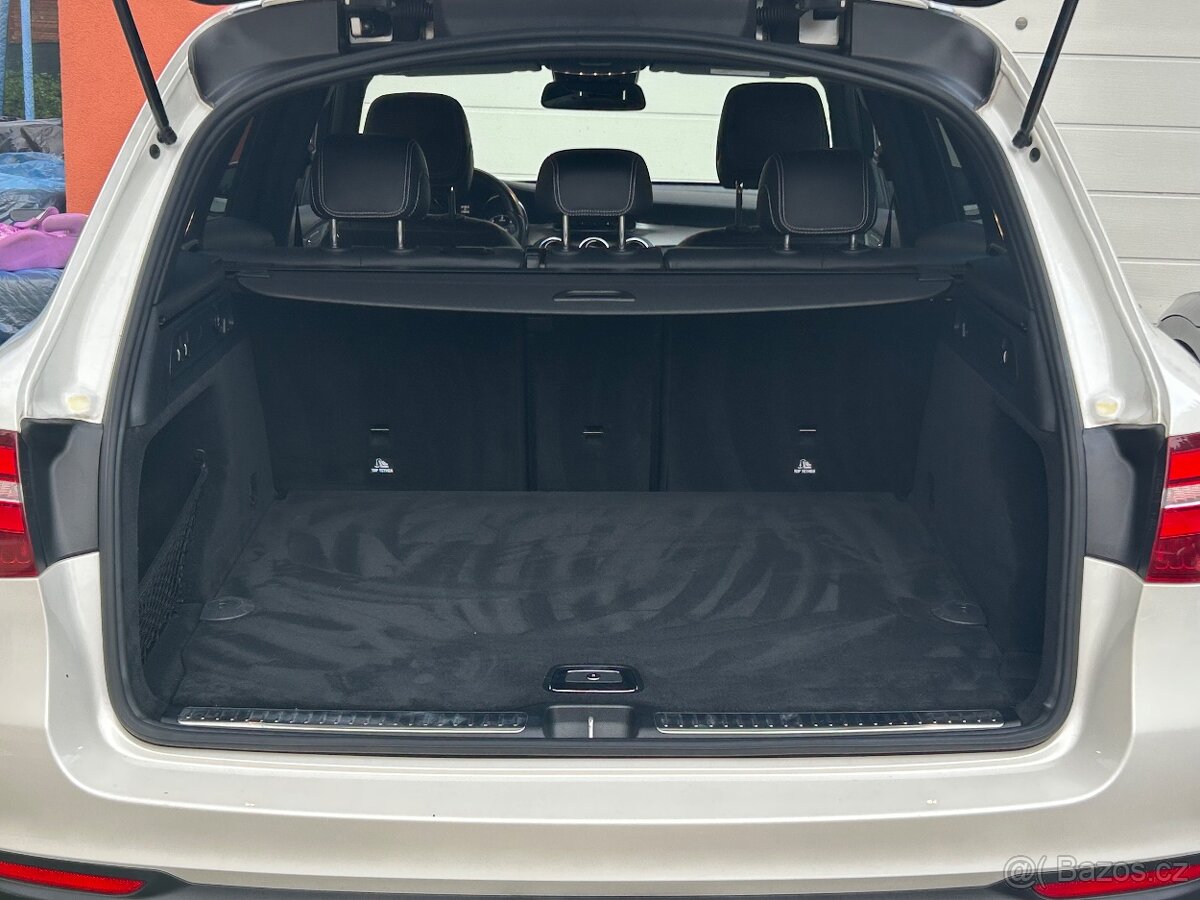 Mercedes GLC 220d 4M 9g 2016 ČR 1maj DPH VÝBAVA