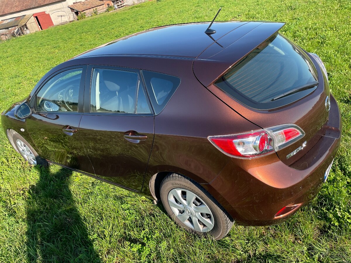 Mazda 3, 1.6, 77 kW, najeto 35 tis km, ČR, první majitel - 5