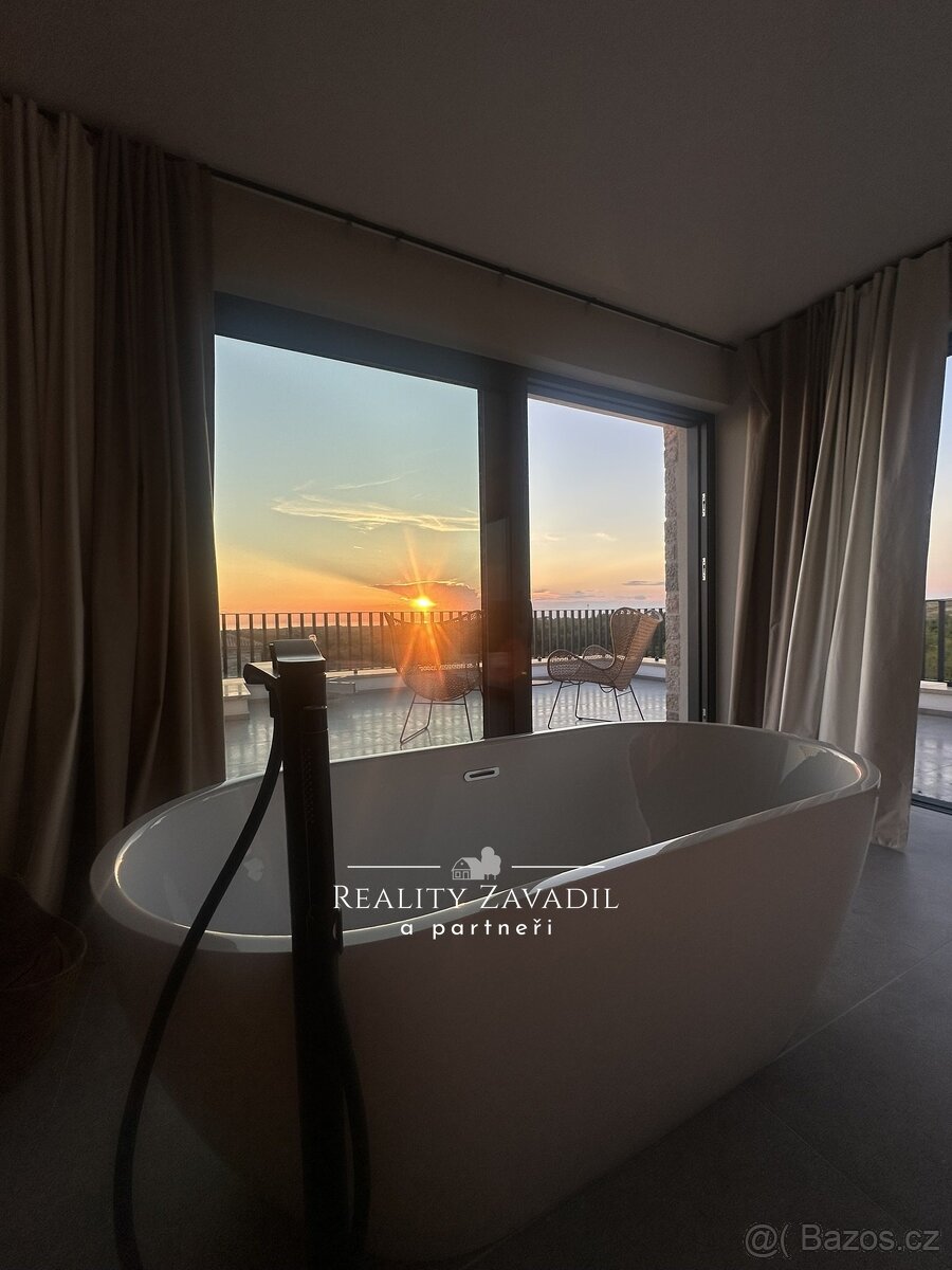 Prodej vily 430 m², Brtonigla, Chorvatsko, ev.č. 00906 - 5