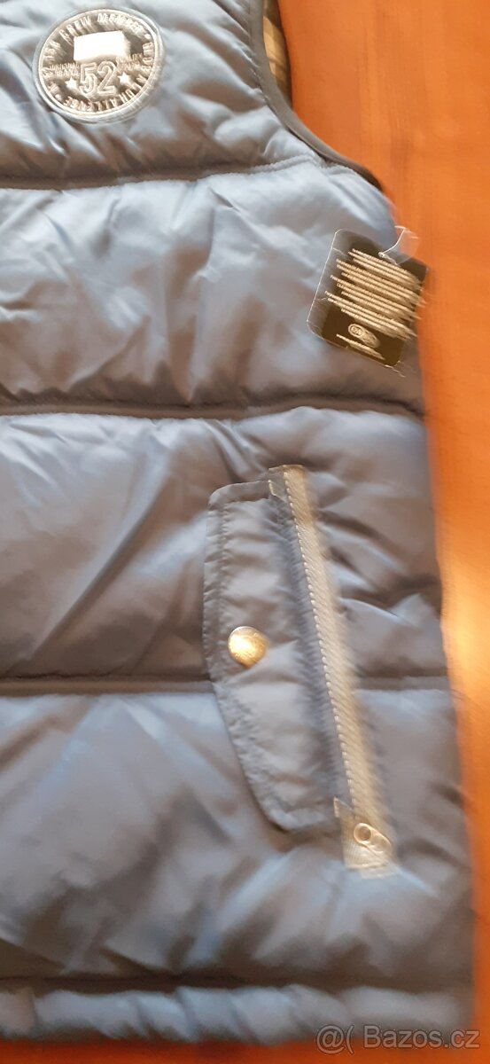 Chlapecká vesta z CA- vel.182 - 5