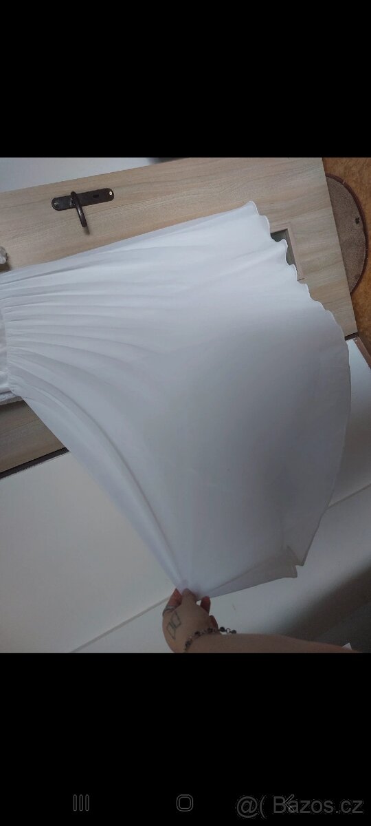 Svatební šaty a závoj - 5