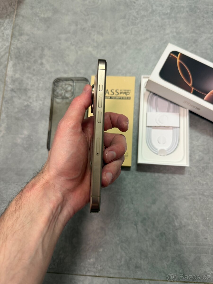 Apple iPhone 16 Pro, 128GB - 5