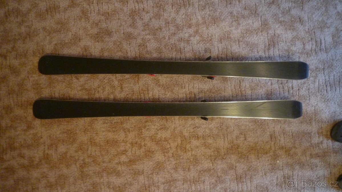 Dětské sjezdové (carvingové) lyže + hůlky + lyžáky - 5